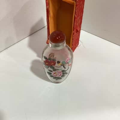 Chinese Snuff bottle hand painted 