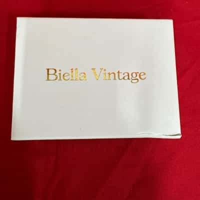  Womens  Bella Vintage Gold Tone Twist Hoop Earrings