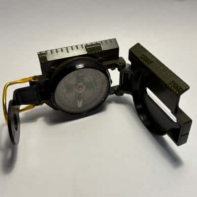 Portable Mini Compass Military Style 
