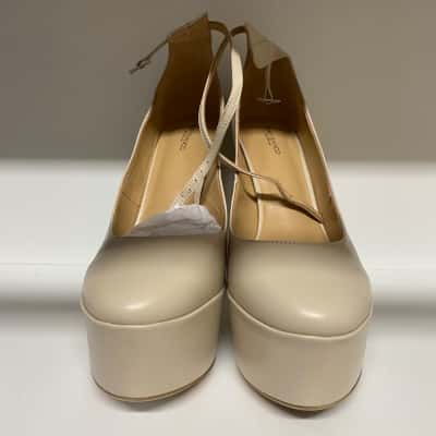 Tony Bianco Womens  Size 8 Heels Cream 