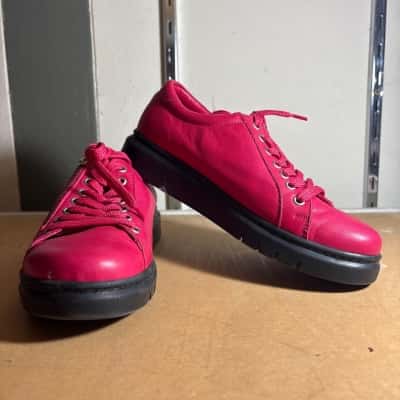 Ladies Rilassare “Tatter” Magenta Shoes size 39 - BNWOT