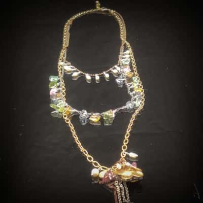 Unusual 3 Tier Necklace In 66cm Gold Tone Chains Featuring 1st Row Of Seed Pearls, 2nd Row Multi Crystal & 3rd Row Longest With Floral Drop & Pearls