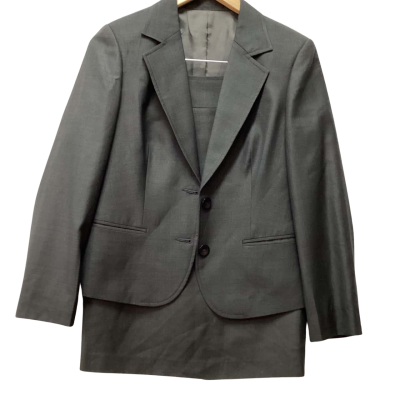  Cathy silk Womens  Size 8 Grey skirt jacket (ha)