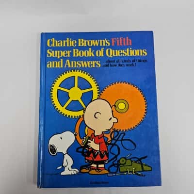 Charlie Brown's Fifth Super Book Of Questions and Answers