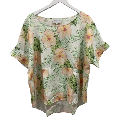 Two-T’s  Womens  Size 16 Short Sleeve Top Floral 