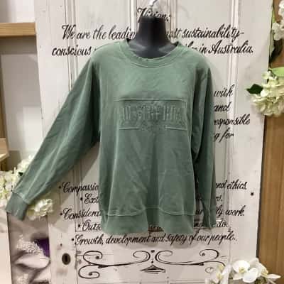 Country Road Brand! CR HERITAGE LOGO LONG SLEEVE CREW NECK JUMPER! Womens  Size XS Crew Neck Jumper / Jumper Green 