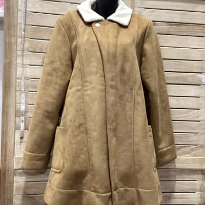 Billabong Womens  Size 12 Winter Jacket Beige / White 