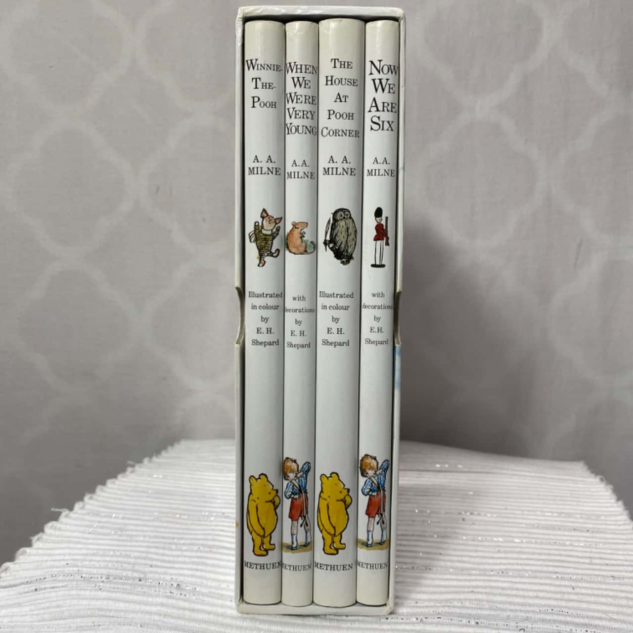 Winnie The Pooh Complete Collection 30 Books By A.A.Milne - Ages 3 - Hardback E - Foto 8