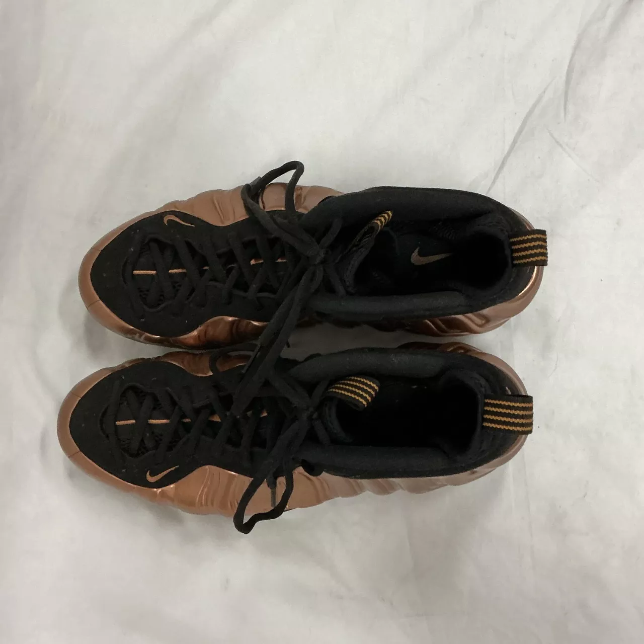 Nike air foamposite metallic sneakers Size 12