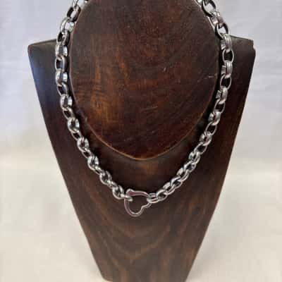  Women's Silver Tone Chunky Belcher Link Chain Necklace featuring a Small Open Heart- Shaped Pendanrt