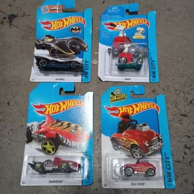 Hot Wheels City x 4