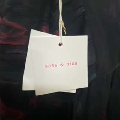 Sass & Bide Womens  Size M Mini Skirt Black  / Red 