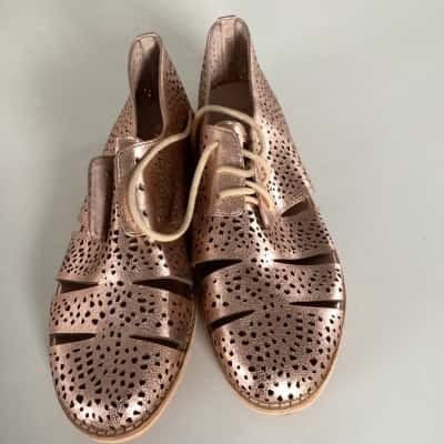 Midas Womens  Size 36 Rose Gold shoe