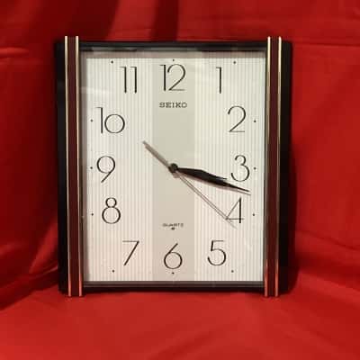 Vintage Seiko Quartz Wall Clock