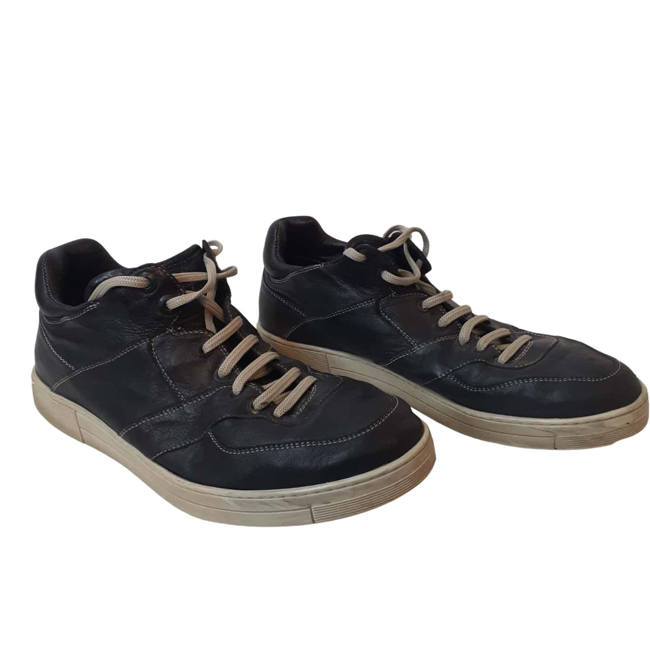 Salvatore Ferragamo Mens shoes Size 8.5 Blue / White