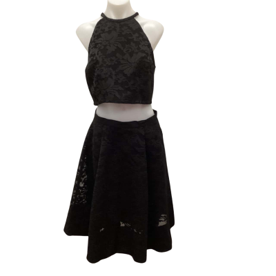 2 Piece Pilgrim Womens  Size 12 Skirt & Cropped Top Black Lace over Black