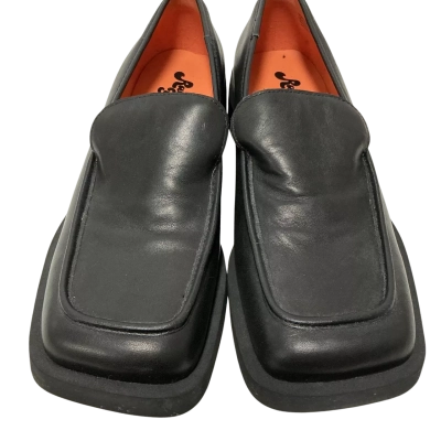 Radical Yes  Womens  Size 40 Loafers Black  