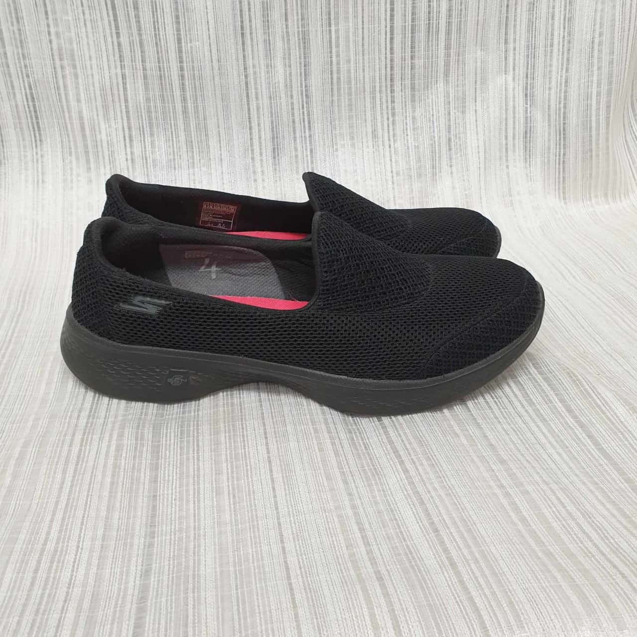 skechers go walk 4 ladies goga max