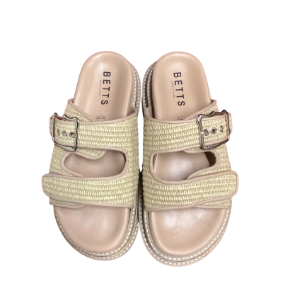 Betts Womens  Size 7 Beige 