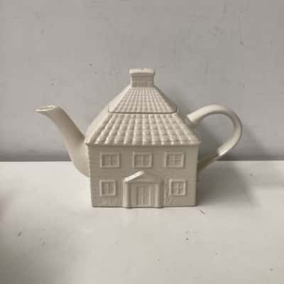 Vintage style House shaped teapot