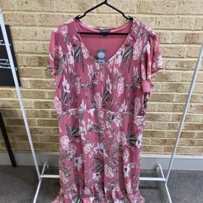 Autograph Womens  RASPBERRY BLOOM WALL SMOCKED FRONT DRESS Size 24 