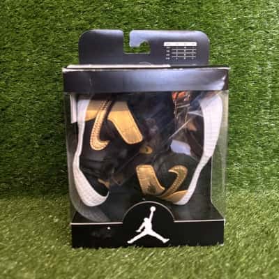 Nike Kids Black & Gold Air Jordan 1 Crib Booties Size 2C (Boxed)