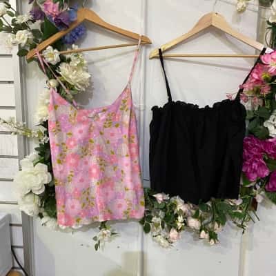 Auguste The Label  womens 2 x  Size 12 Shoestring Strap Top Black  / Floral / Pink  