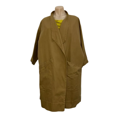 Elizabeth Suzann canvas.  One Size 