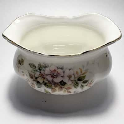 Vtg. 1982 Royal Albert Haworth pattern Bone China open sugar bowl