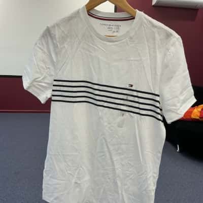 Tommy Hilfiger Mens  Size S Short Sleeve T-shirt Striped / White 
