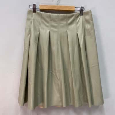 Country Road Womens  Size 12 Faux Leather Pleated Skirt Sage Green 