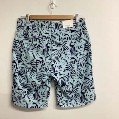 Calvin Klein Golf Mens  Size 30 Waist Golf Shorts BNWT