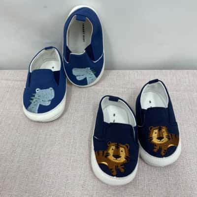 Target Baby Shoes Size Tiger 2 / Dinosaur 4 Shoes  Navy Blue 