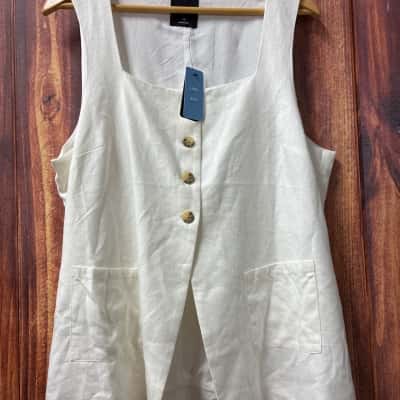 Sportsgirl   Size 14 White linen top new 