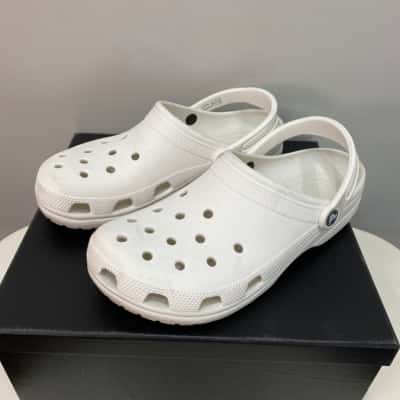Crocs Mens  Size 11 White 