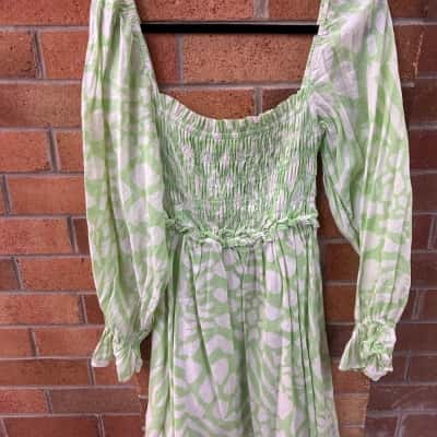  Womens  Girl and the sun Size M Mini Dress Floral / Green 
