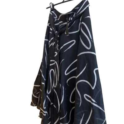Portmans Womens  Size 10 Midi Skirt Black  