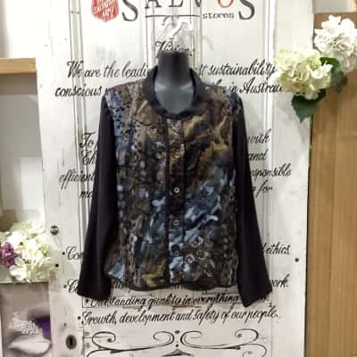 KATHLEEN BERNEY BRAND! DESIGNED & MADE IN AUSTRALIA! Womens  Size M Blouse / Button Up Top / Long Sleeve Shirt Black  / Multicoloured / Pattern 