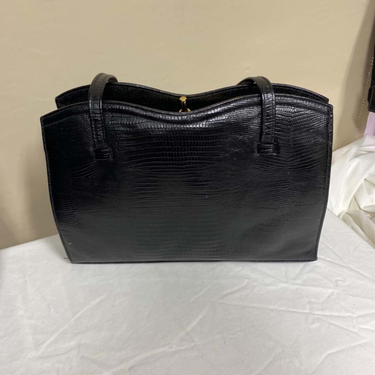 Womens Black Leather Vintage Adrian Gold Handbag Made In England (s)