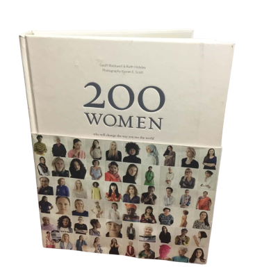 Black Plum 200 WOMEN  Book By Geoff Blackwell & Ruth Hobday. 40 x 27 CM. Multicoloured