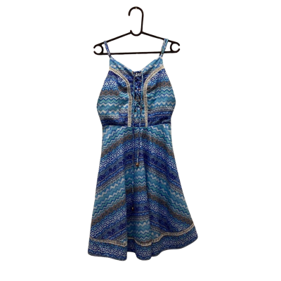 Kids Size 8 gorgeous blue dress in great condition 