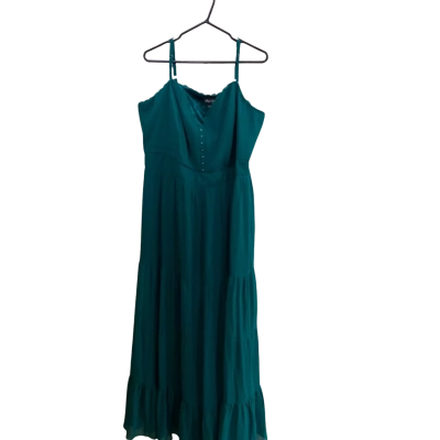 BNWT City Chic Womens  Size L Maxi Dress 