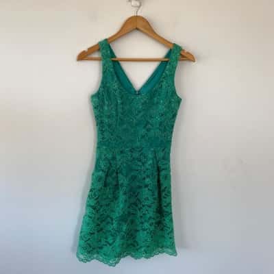 Review Green Floral Broderie Sleeveless Mini Dress  Size 8 