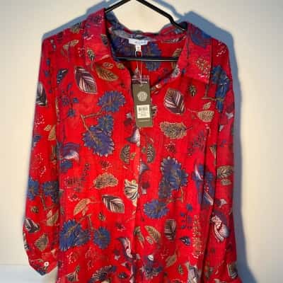  Womens w lane top Size 18 Floral / Red 