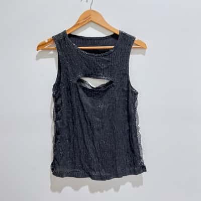Zambezi  Womens  Size 8 Sleeveless Top 