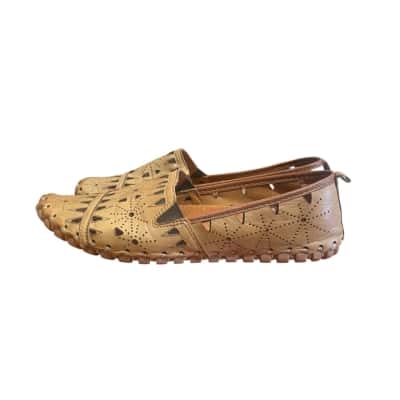 Cabello Sz 41 leather flats 