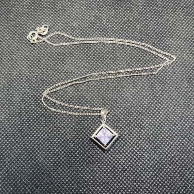 925 Sterling Silver Necklace with Faceted Purple Crystal Pendant #amethyststyle #silvernecklace #elegantjewellery
