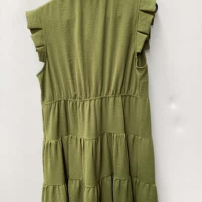  Womens Sleeveless Dress  Green -button front 
