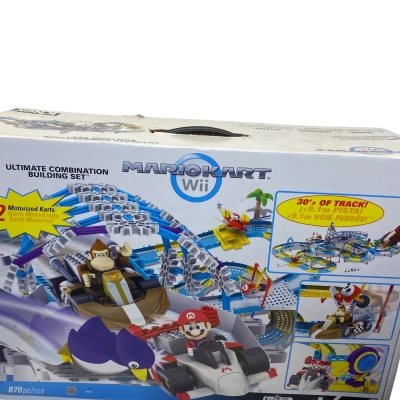 K’NEX Mario Kart Wii Ultimate Combination Building Set featuring 870 pieces 