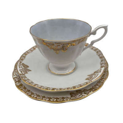 Royal Standard 3274 Tea Trio